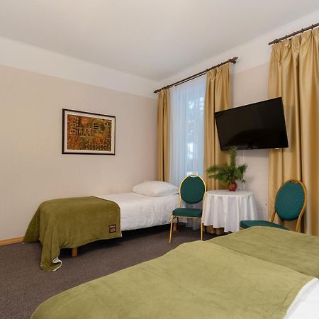 Verevi Motel Elva Δωμάτιο φωτογραφία