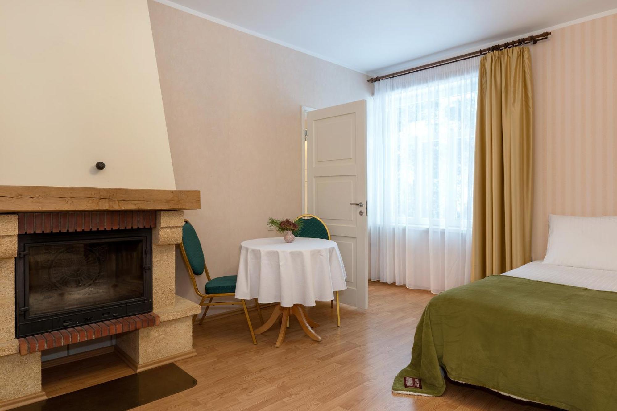 Verevi Motel Elva Δωμάτιο φωτογραφία